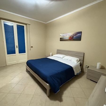 Casa Olivella Apartman Santa Flavia Kültér fotó